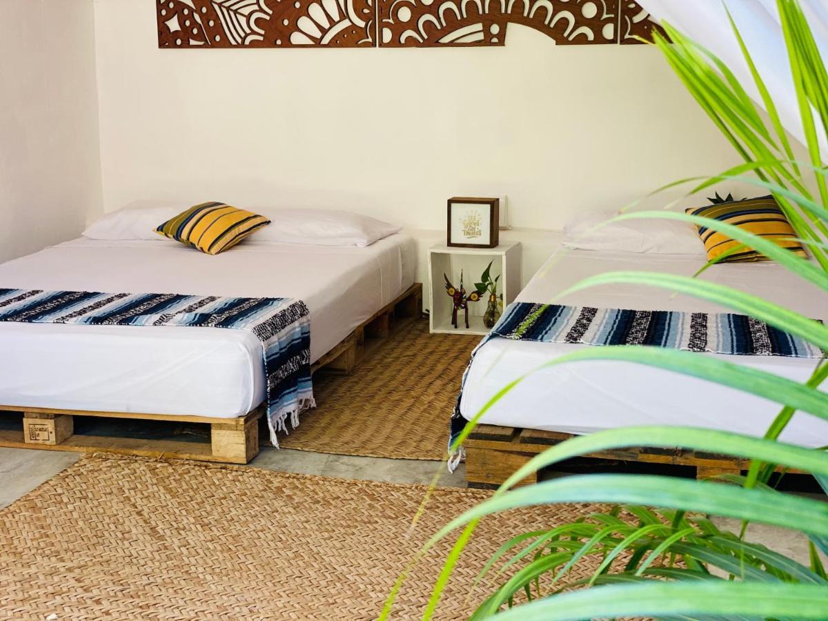 El Buho Bacalar Eco-Cabanas Hostal Luaran gambar