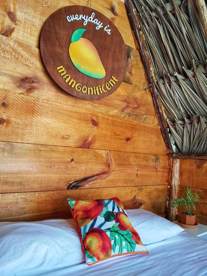 El Buho Bacalar Eco-Cabanas Hostal Luaran gambar