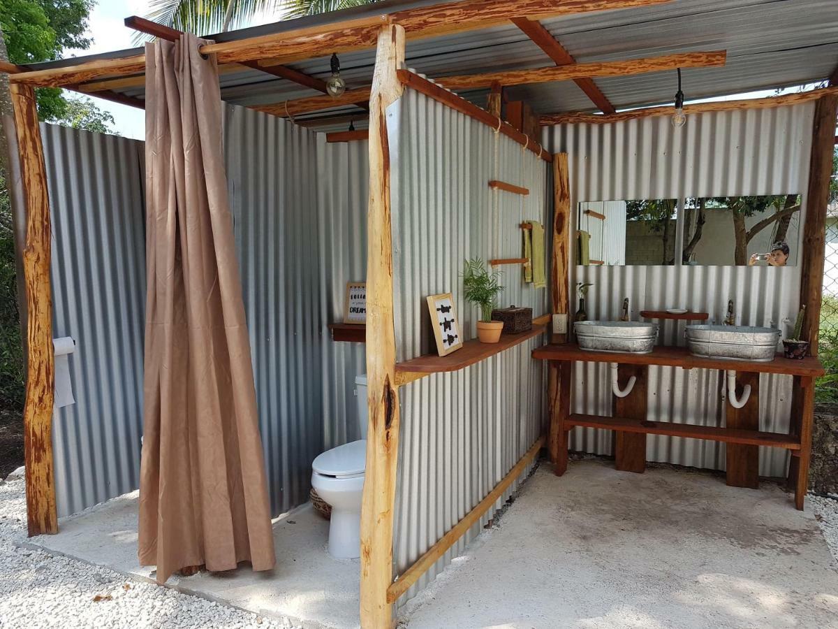 El Buho Bacalar Eco-Cabanas Hostal Luaran gambar