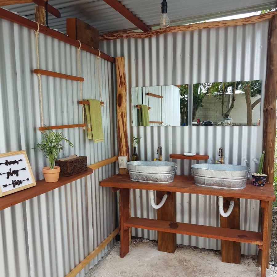El Buho Bacalar Eco-Cabanas Hostal Luaran gambar