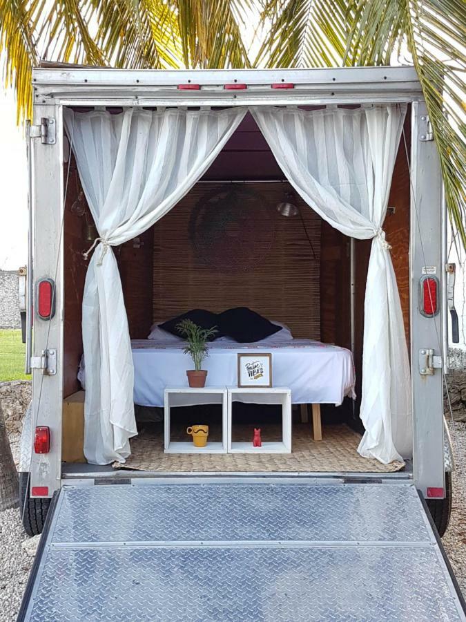 El Buho Bacalar Eco-Cabanas Hostal Luaran gambar